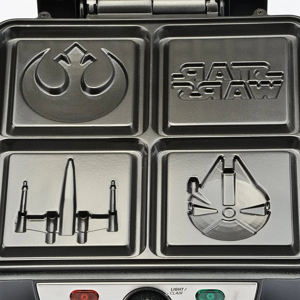 Black 4-Waffle Maker D86212