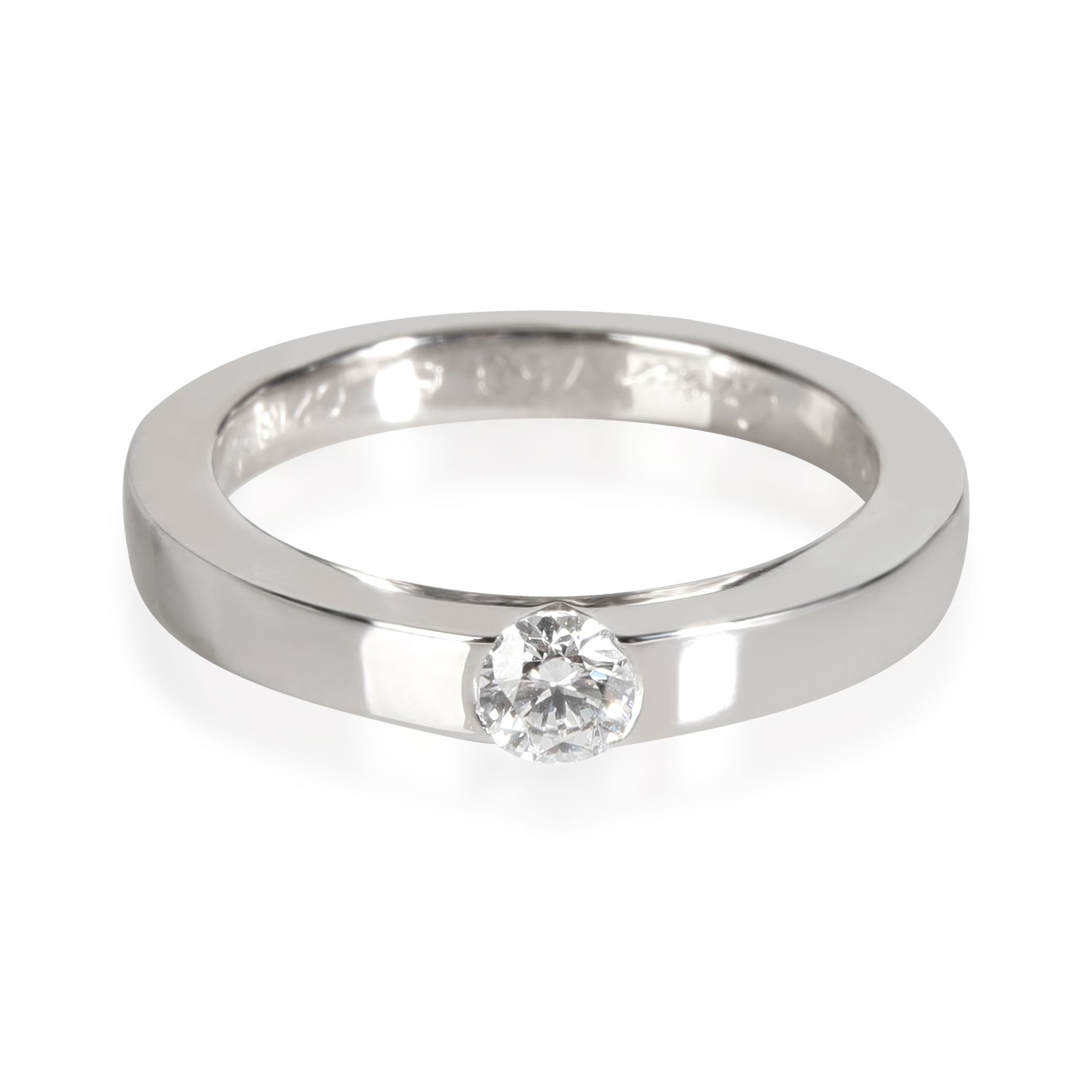 18K White Gold Diamond Solitaire Ring G284747