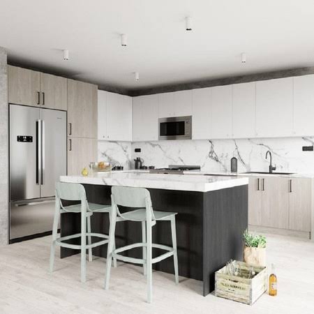 Shaker White Stock Wall Cabinet Q300