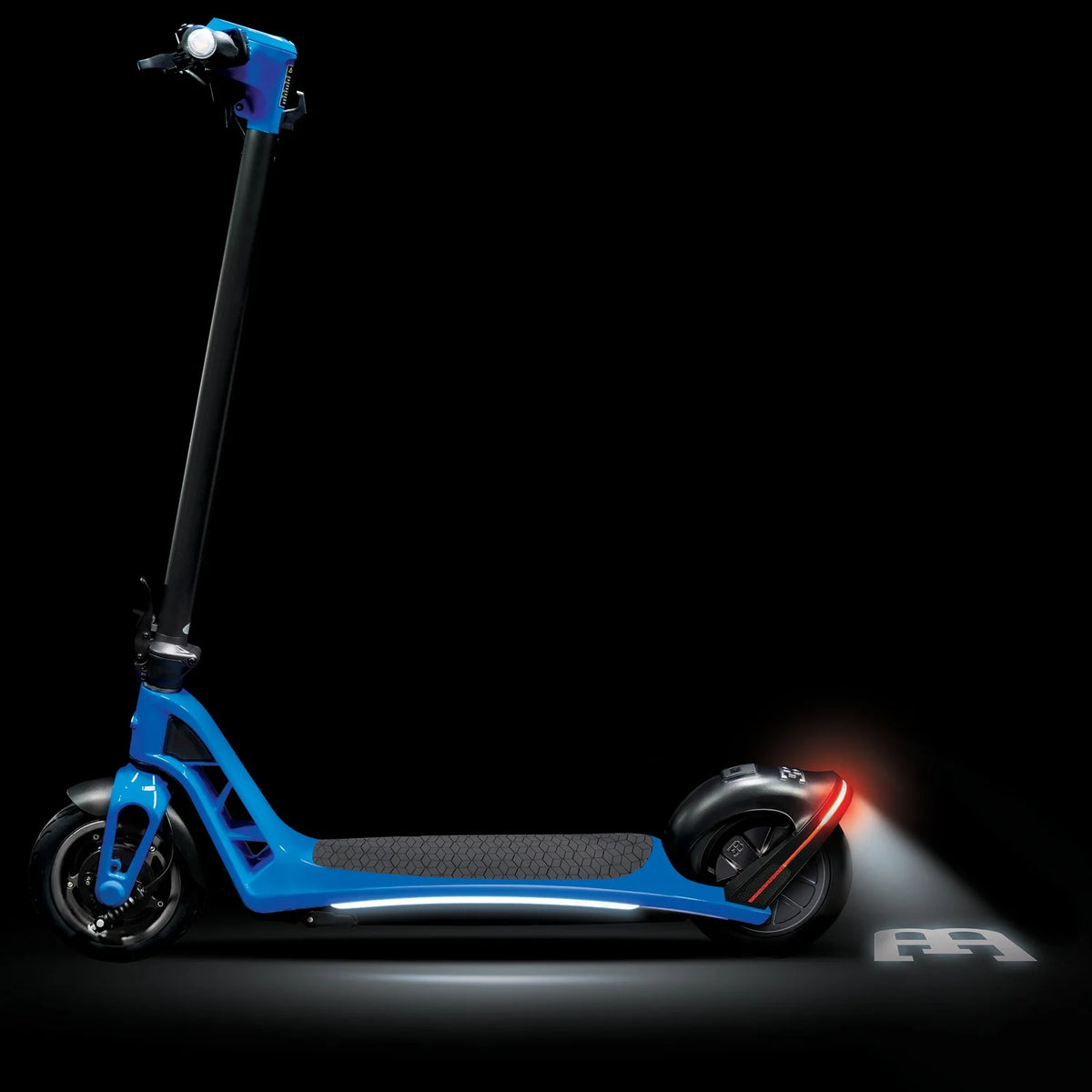 Electric Scooter Lightweight Foldable 600W Agile Blue S7391