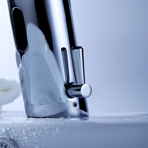 Touch Free Automatic Sensor Sink Faucet with Temperature Control Handle U83944