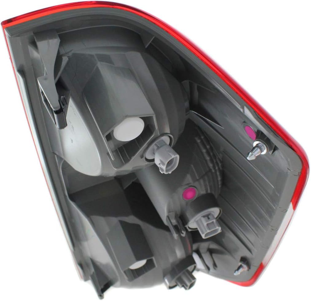 Driver Side Tail Light Assembly Pack of 2 N865