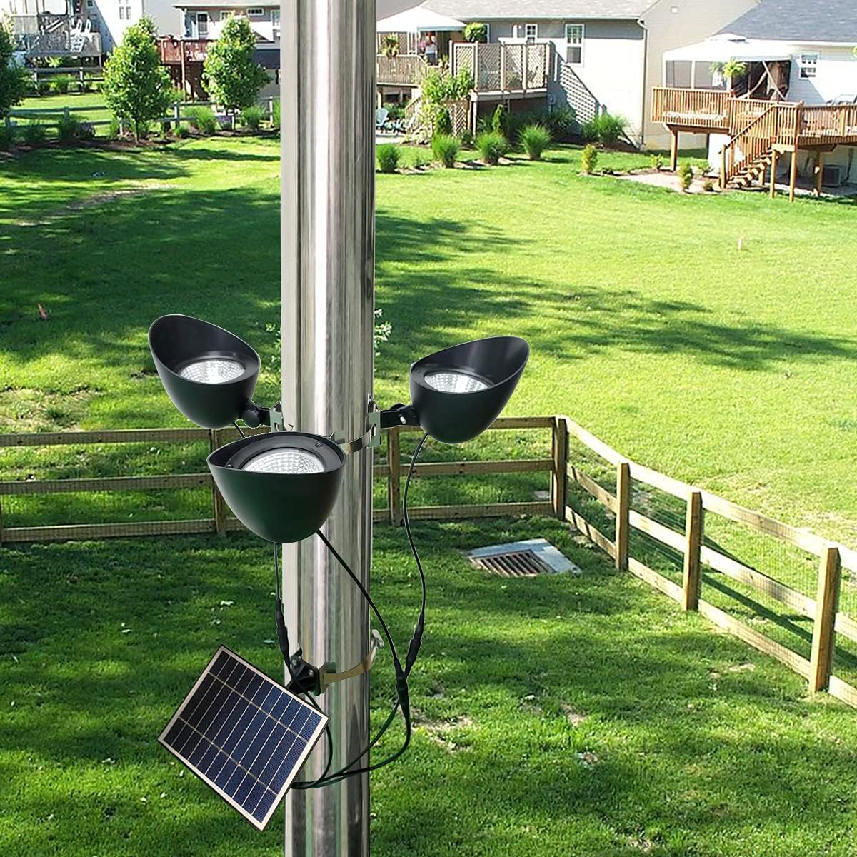Solar Flagpole Light with 3 Spotlights X23335