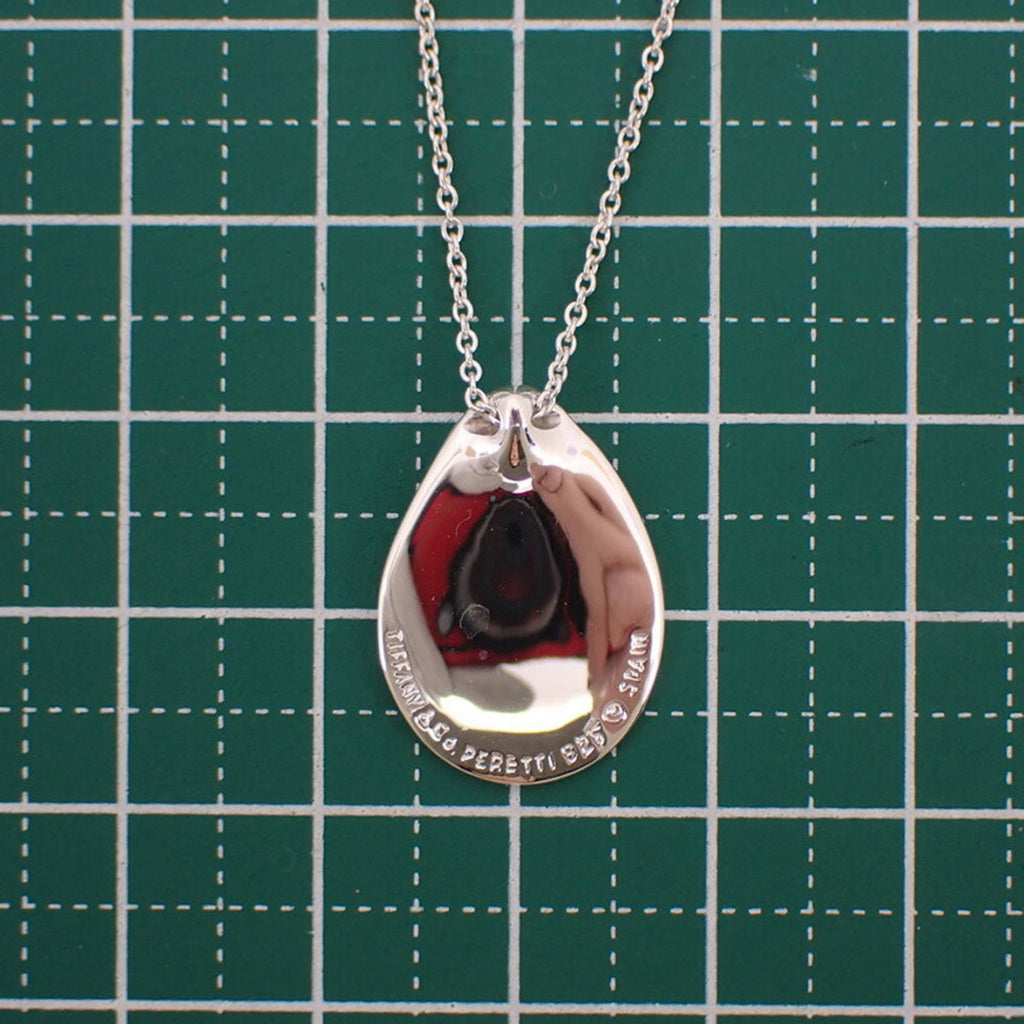 925 Madonna Pendant Necklace L96407