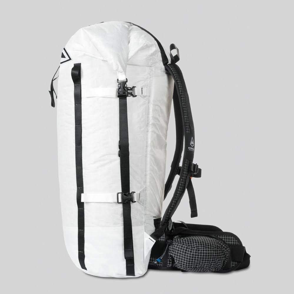2400 Porter Pack 70 Liter Pack Z3059