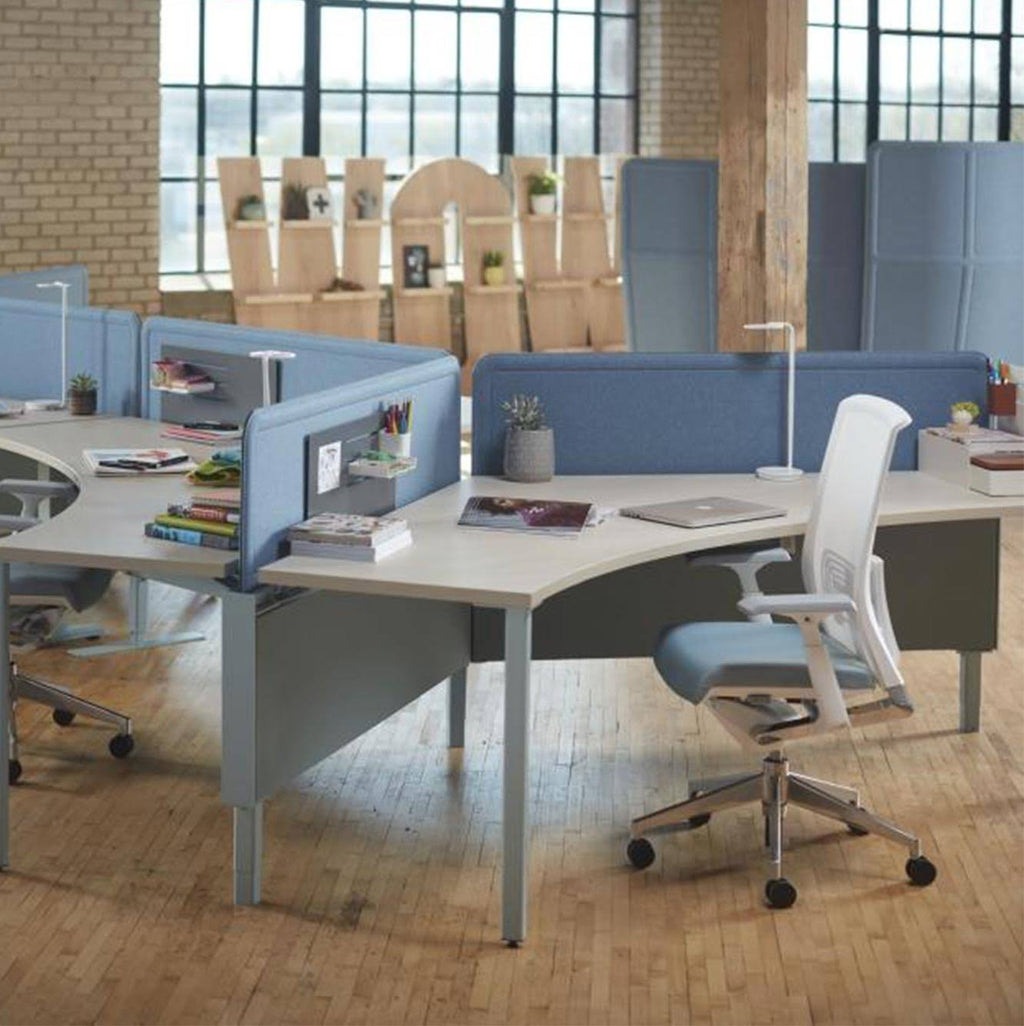 Fog Office Chair with Height Adjustable Arms Q5776