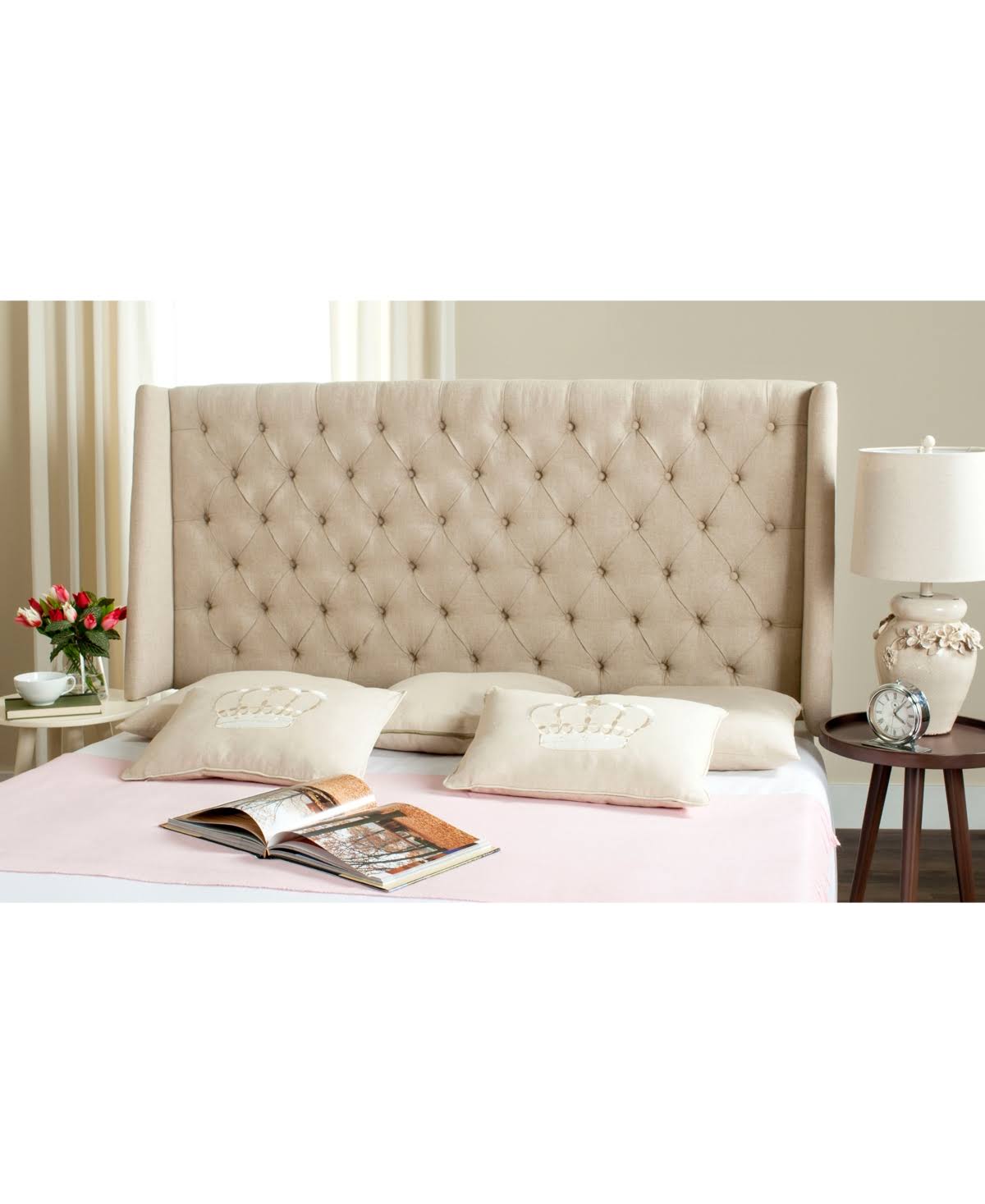 White Tufted Winged Headboard (Full) G77438
