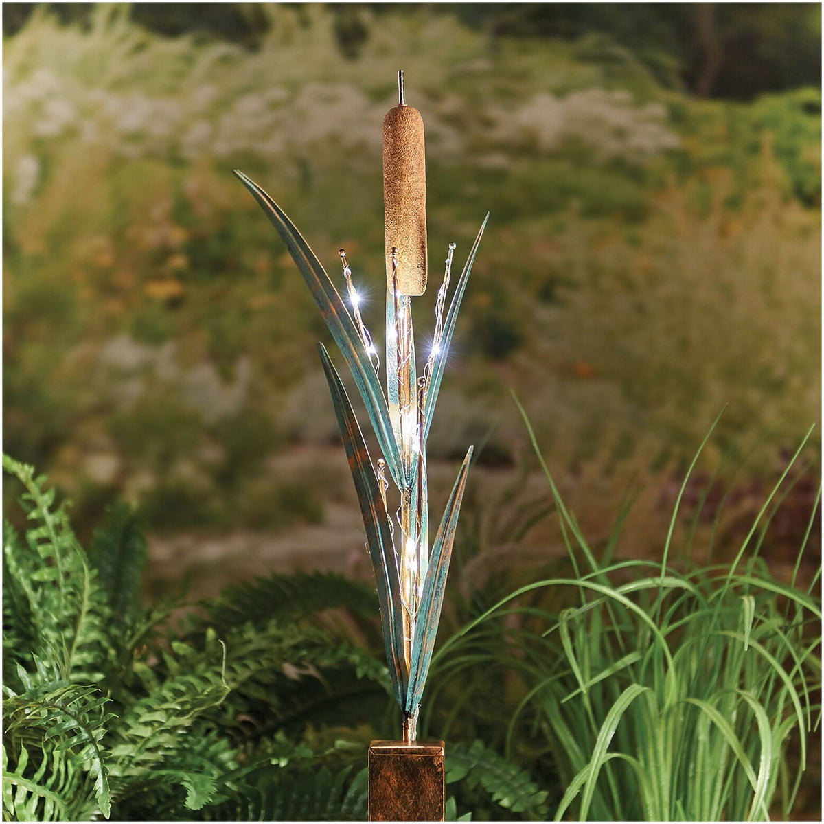 LED-Lighted Cattail Garden Stake P310208