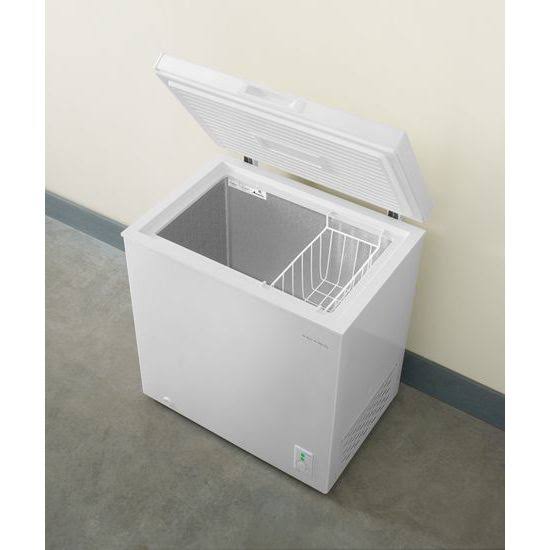 White 5 cu ft Chest Freezer B821811
