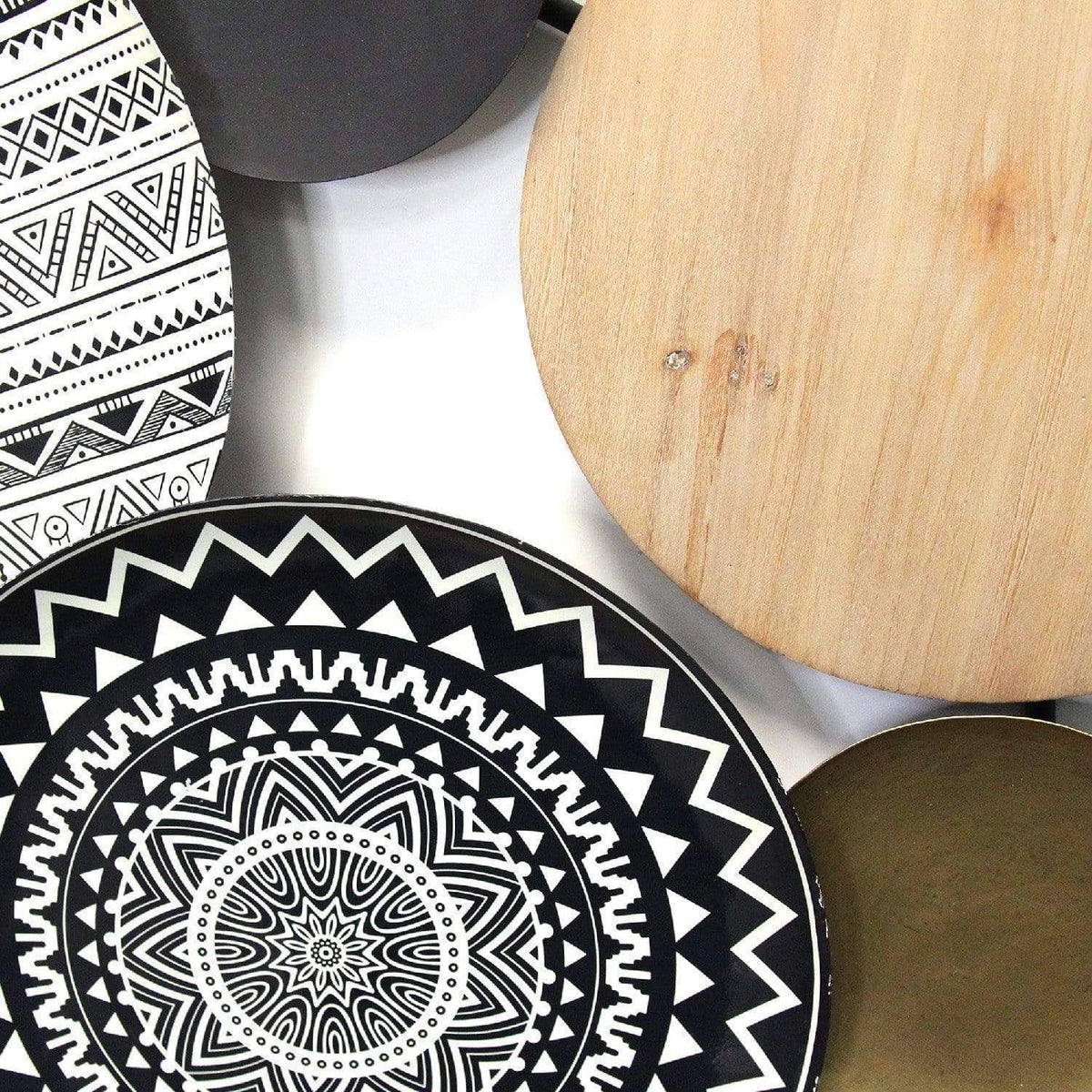 Metal and Wood Plates Wall Decor Z2195